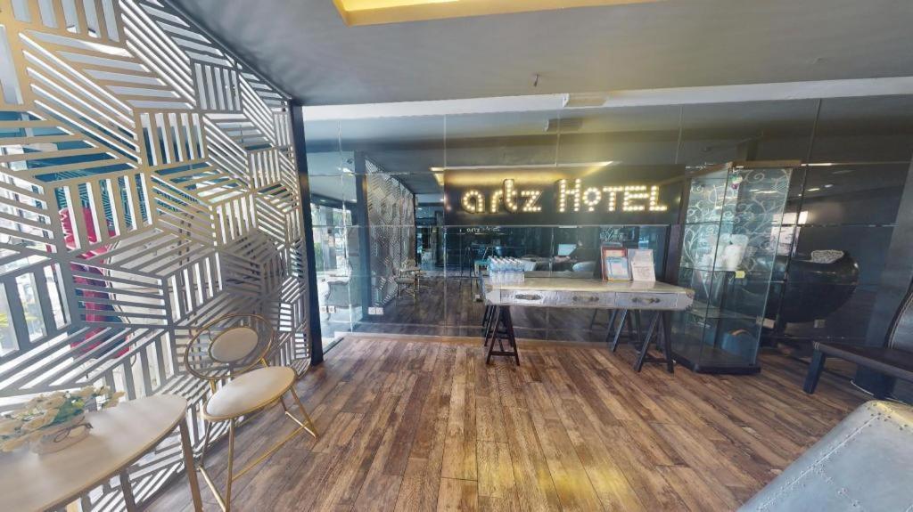 Artz Hotel Johor Bahru Extérieur photo